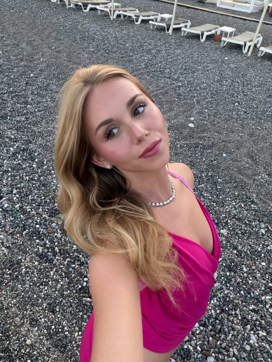 Dalia nude photo 7