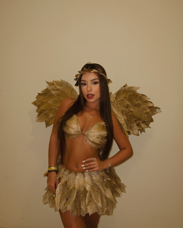 Dandara Thereza nude photo 12