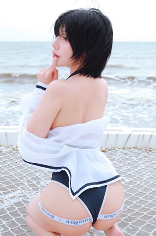 Dangomeaw nude photo 1