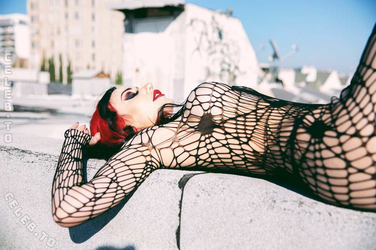 Dani Divine nude photo 15