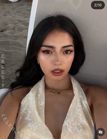 Dani Klieber nude photo 14