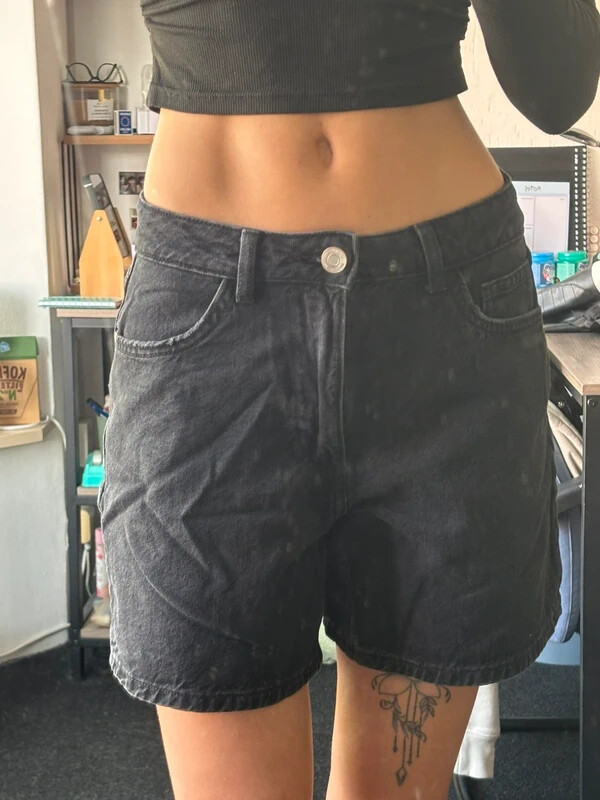 Daniek Moolhuizen nude photo 8