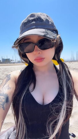 Daniela Herrera nude photo 1