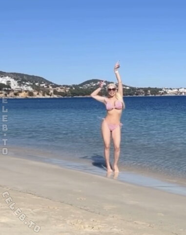 Daniela Katzenberger Fresh (1 photo)