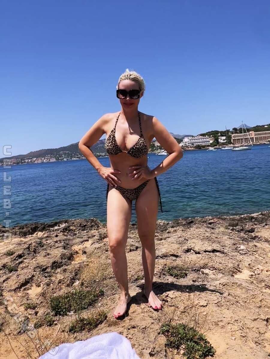 Daniela Katzenberger nude photo 1