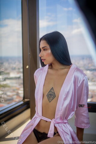 danielaantury nude photo 71