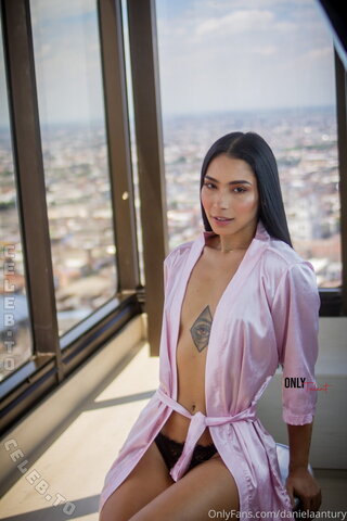 danielaantury nude photo 76
