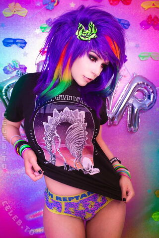 Danielle Beaulieu nude photo 23