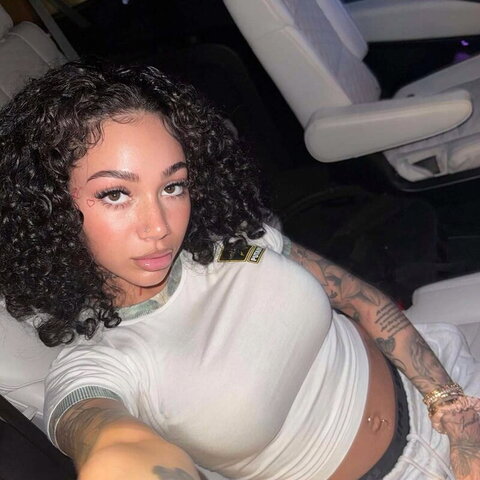 Danielle Bregoli nude photo 2