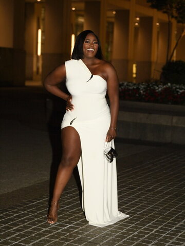 Danielle Brooks nude photo 3