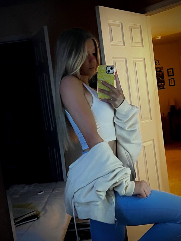 Danielle Jordan nude photo 13