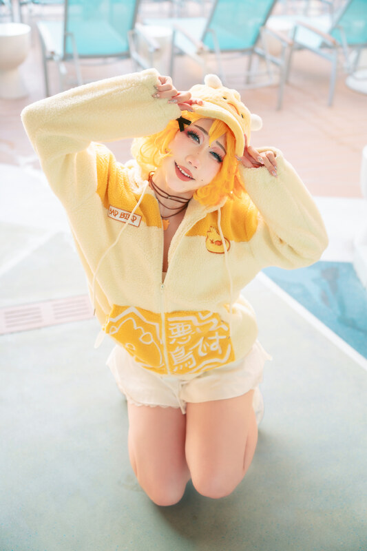 Danisaurz nude photo 5