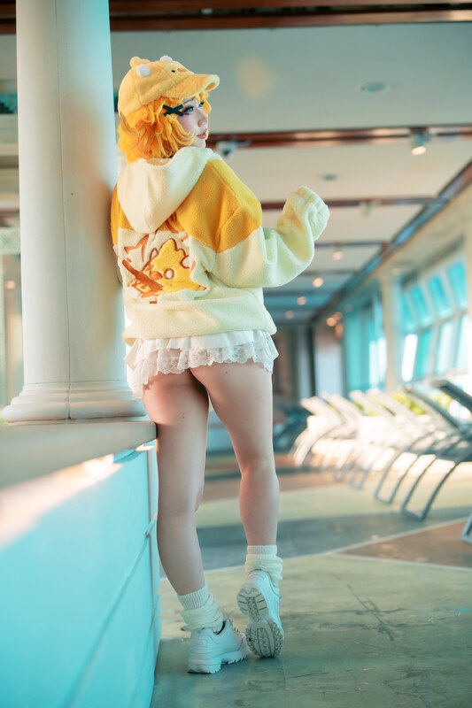 Danisaurz nude photo 18