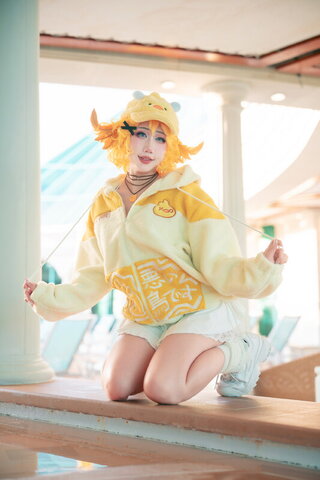 Danisaurz nude photo 101