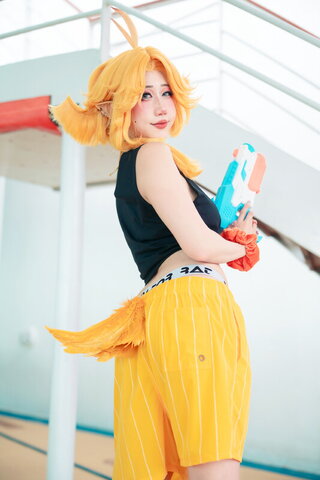 Danisaurz nude photo 40