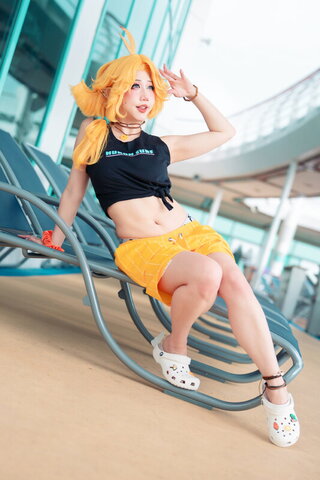 Danisaurz nude photo 25