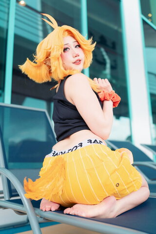Danisaurz nude photo 22