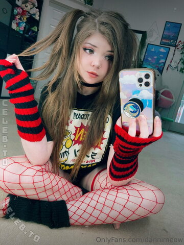 Danni Meow nude photo 411