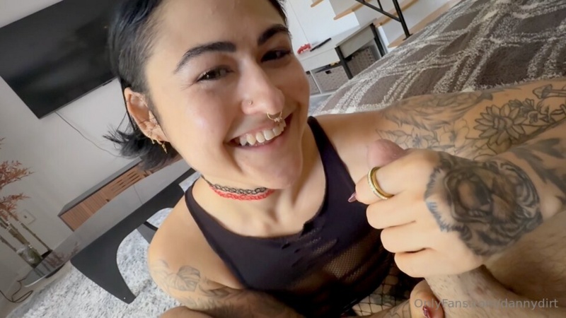 Danny Dirt nude photo 1