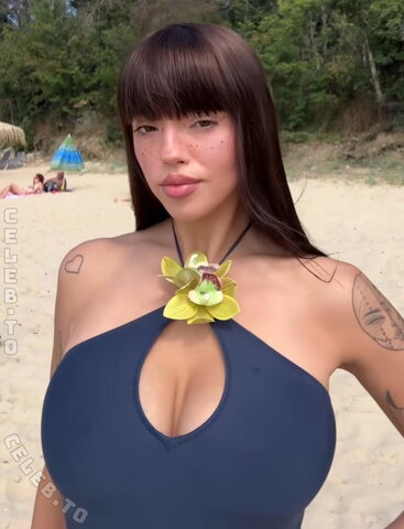 Dara nude photo 20