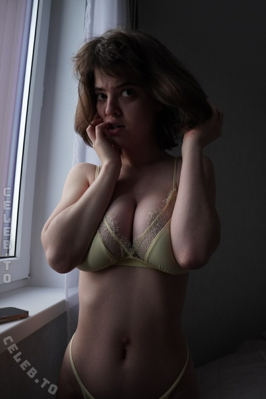 Daria Aref nude photo 3