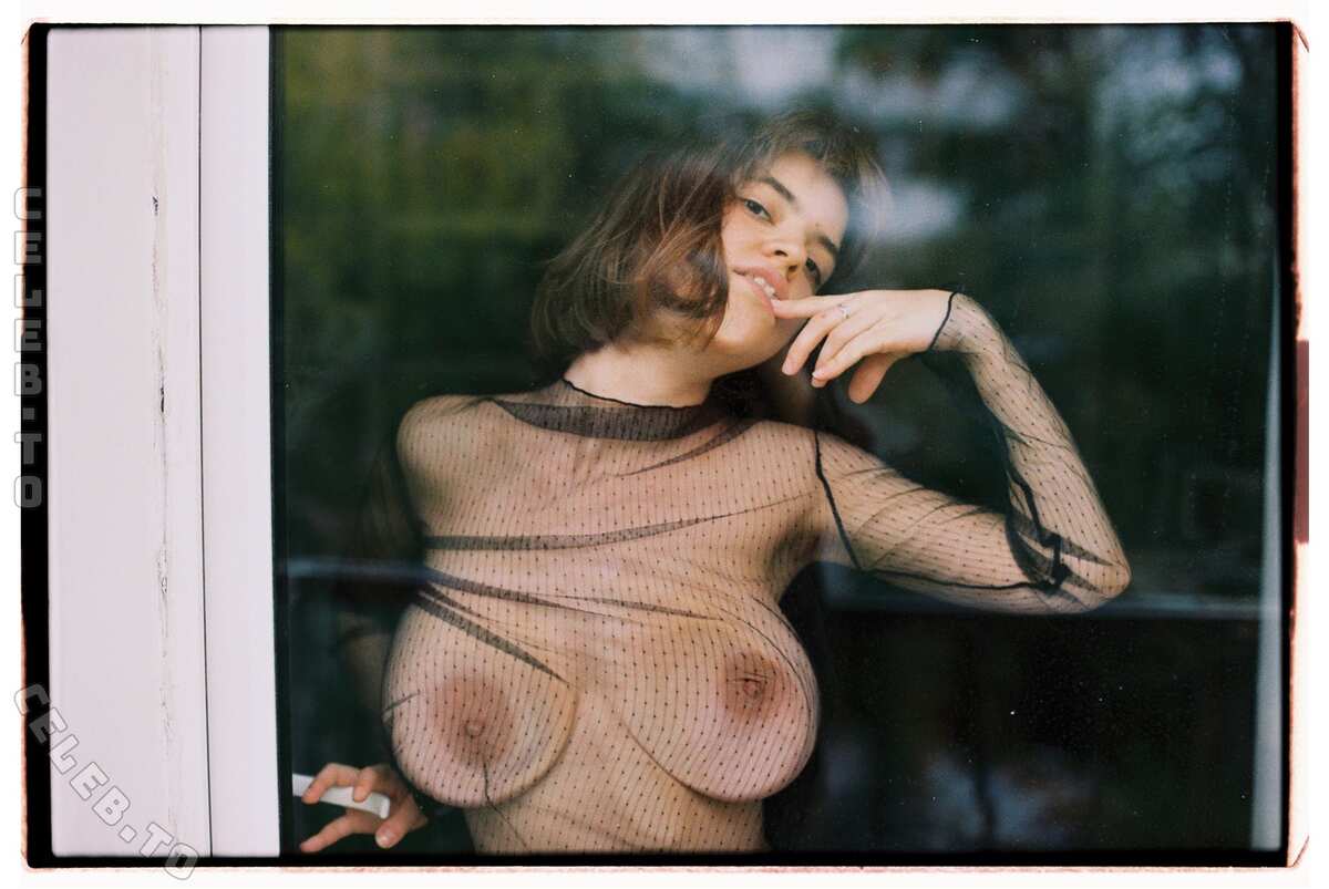 Daria Aref nude photo 4