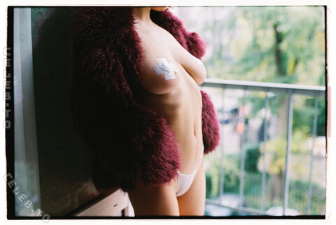 Daria Aref nude photo 77