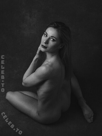 Darina Litvinova nude photo 48