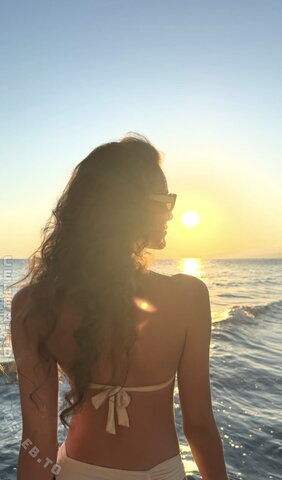 Darja Varfolomeev nude photo 3