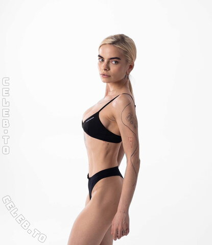 Дарья Громова (Darya Gromova) nude photo 4