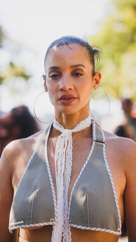 Dascha Polanco Hot (1 photo)