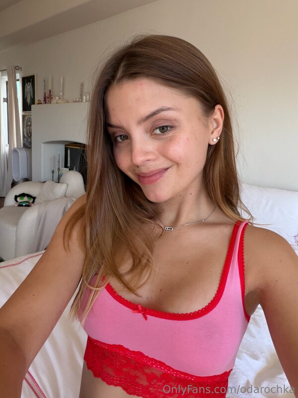 Dasha Komarova nude photo 17