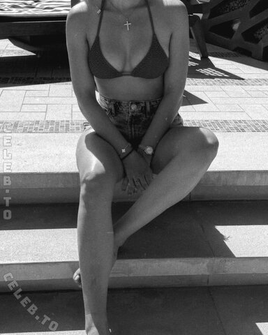 Davina Geiss nude photo 32