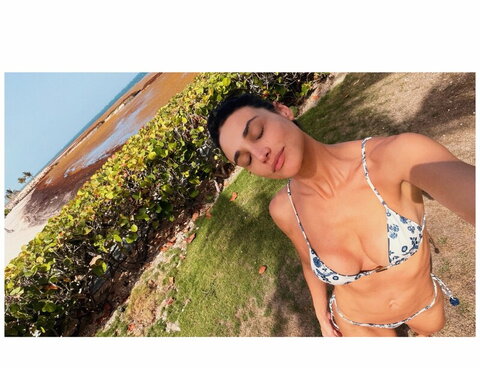 Débora Nascimento nude photo 5