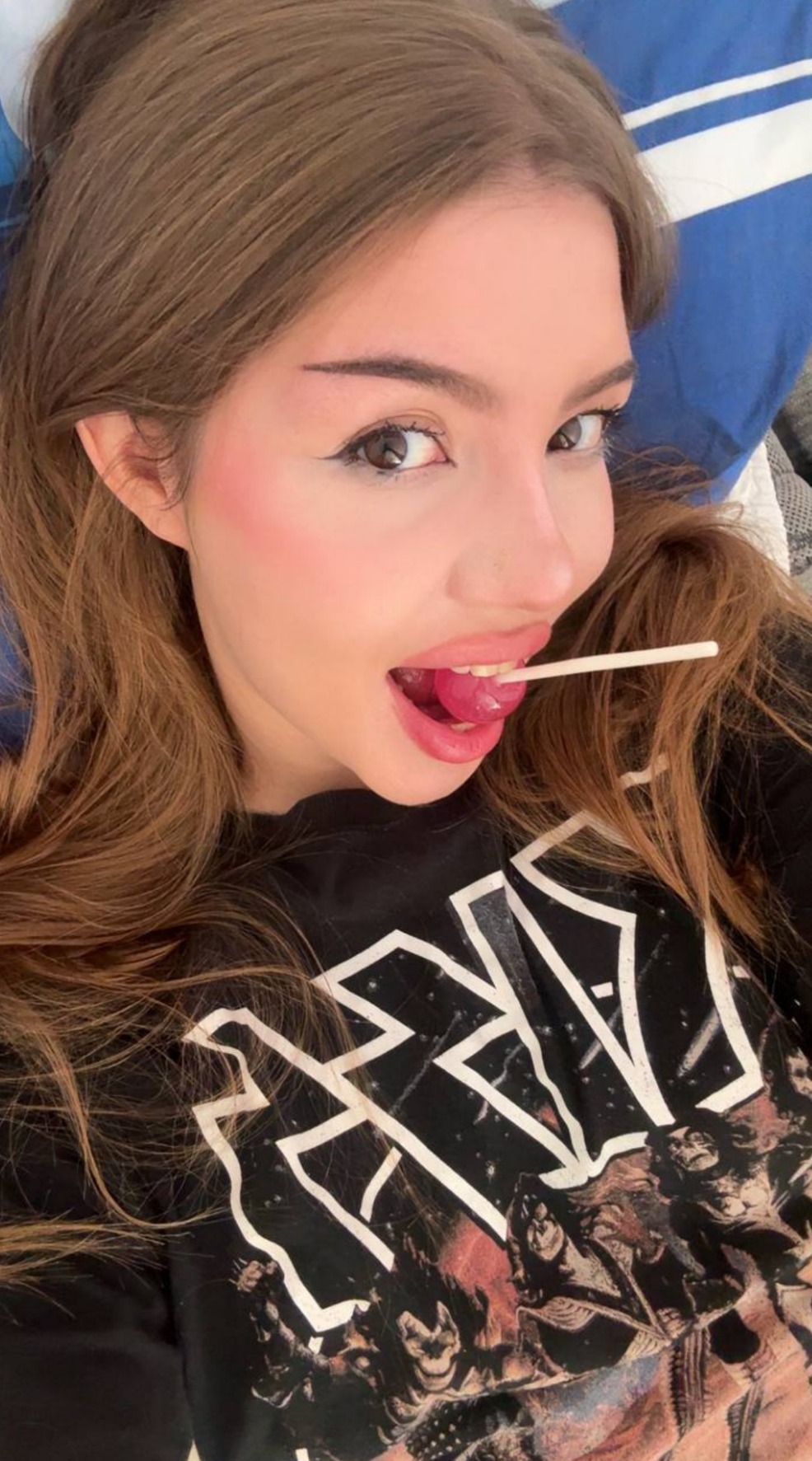 deadblondinka nude photo 1
