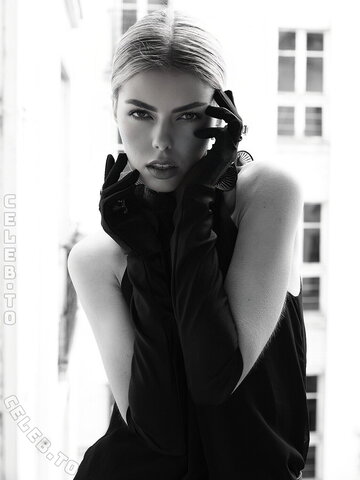 dear.mathilda nude photo 26