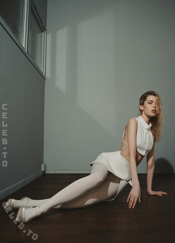 dear.mathilda nude photo 24