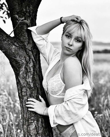 deathene nude photo 23