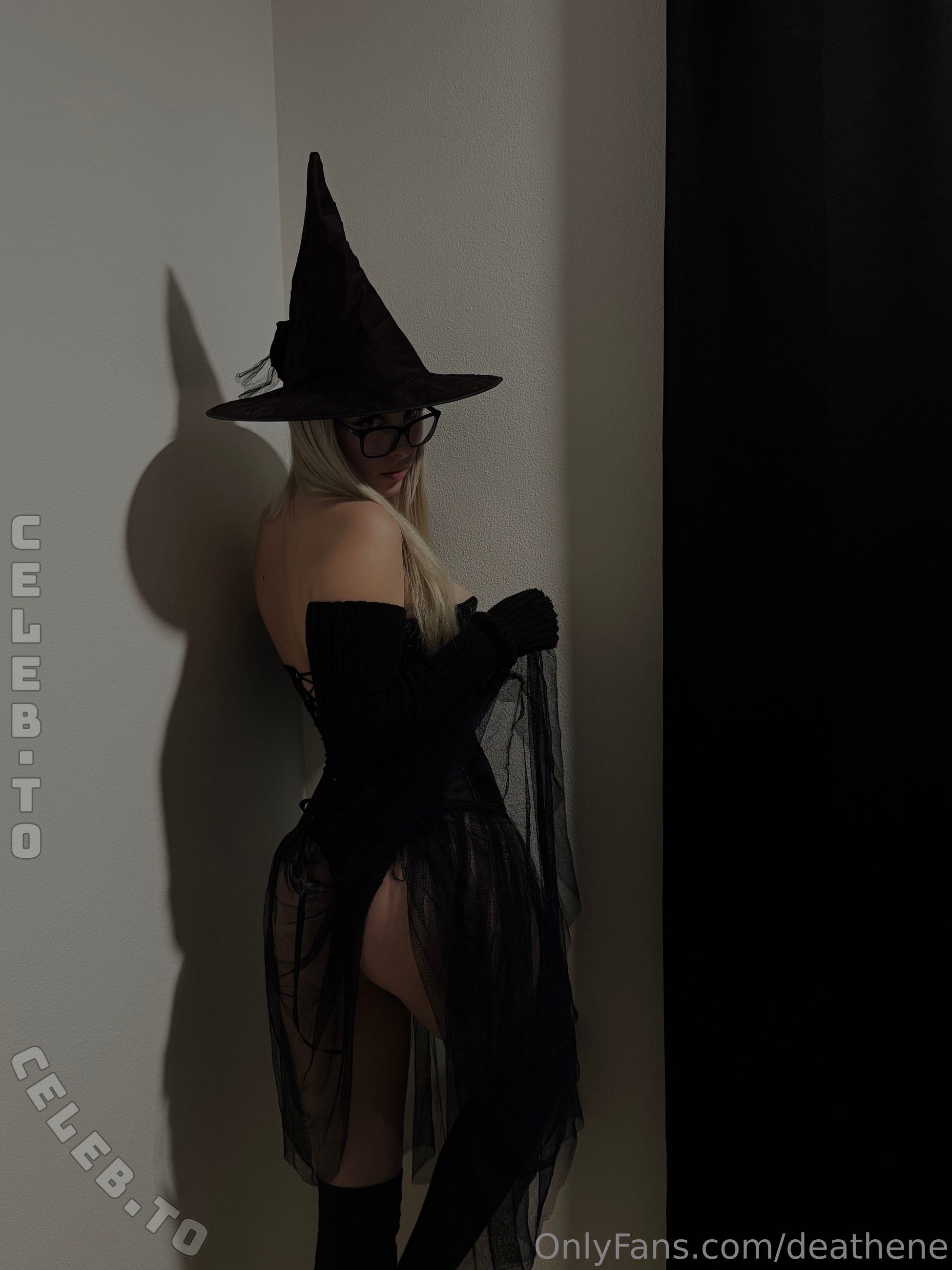 deathene nude photo 4