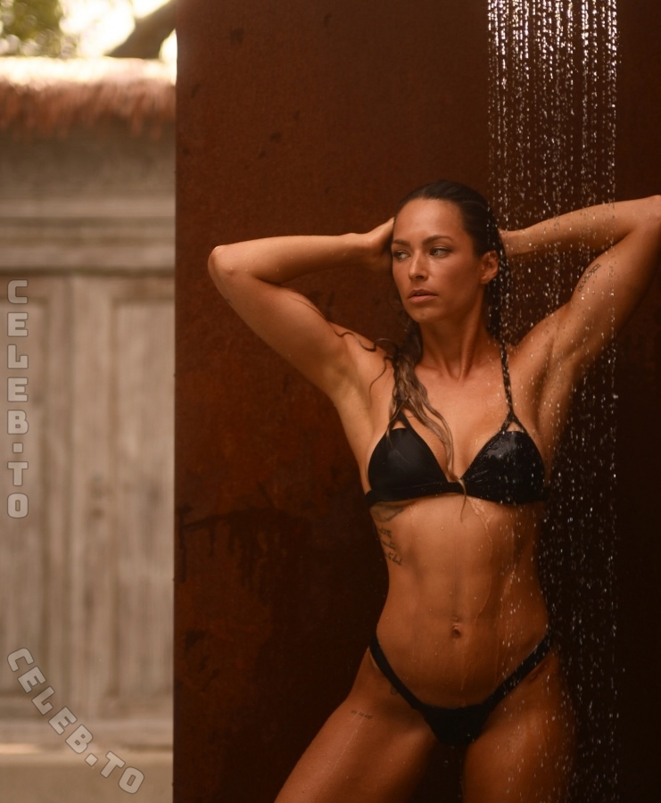 Debbie Nederlof nude photo 8