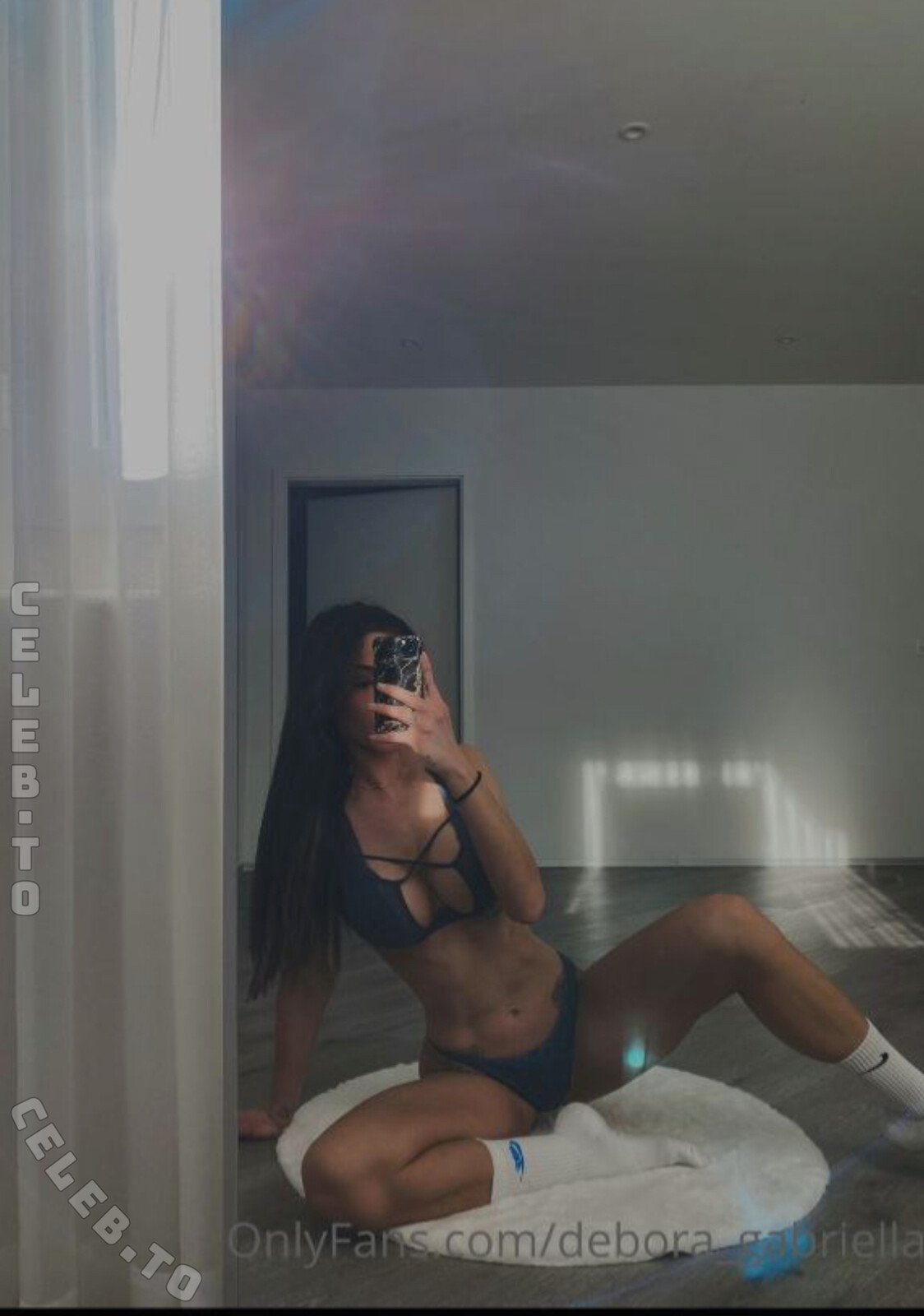 Debora Gabriella nude photo 3