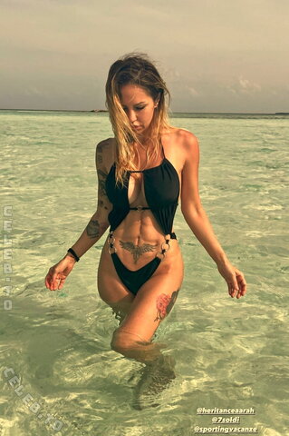 Deborah De Luca nude photo 36