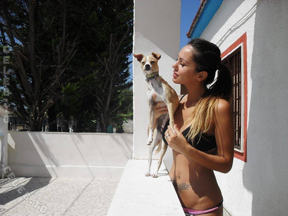 Deborah De Luca nude photo 12