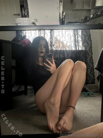 Dedgrl nude photo 35