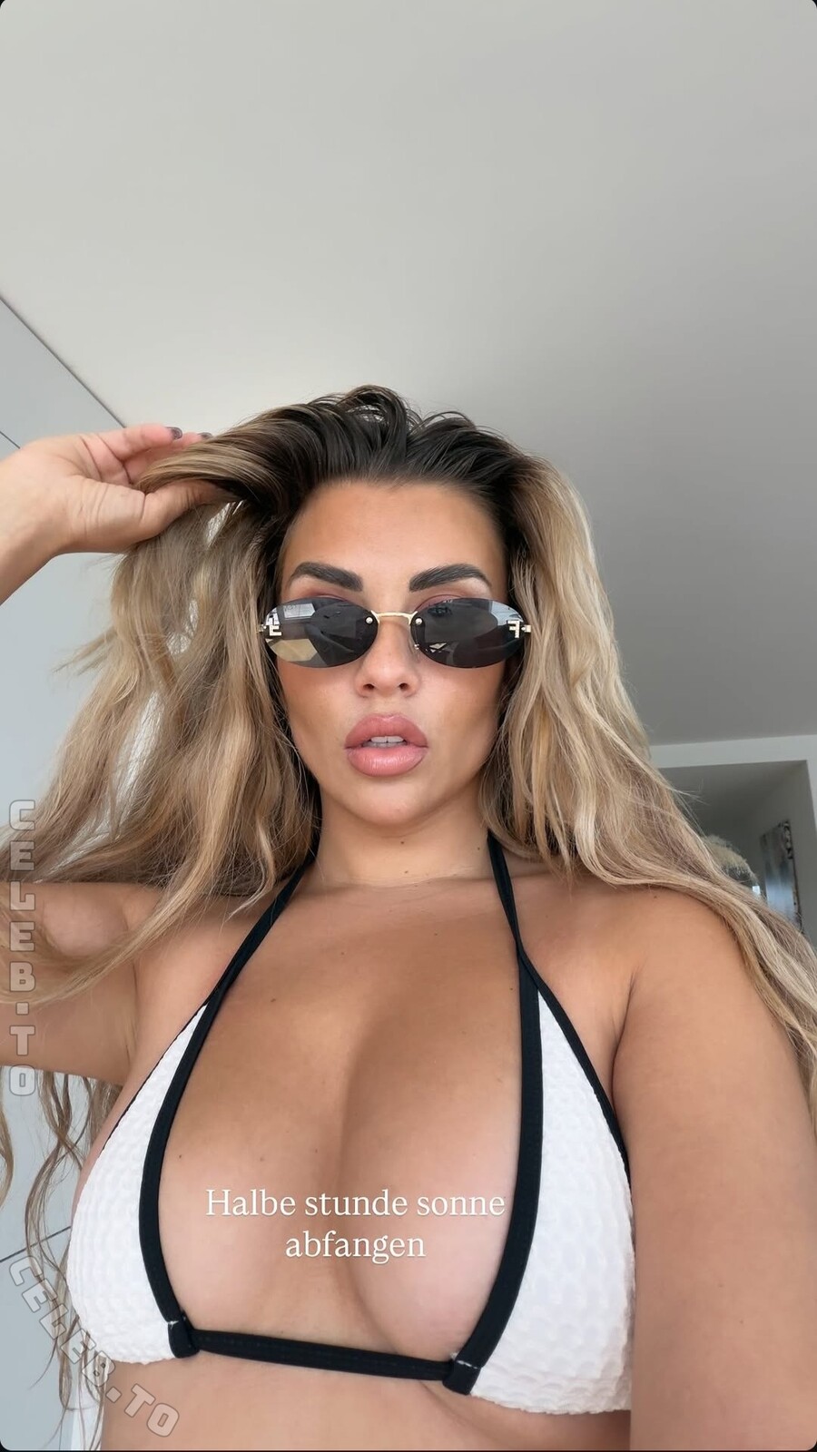 Deeanaofficial nude photo 5