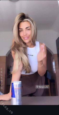 Deeanaofficial nude photo 5