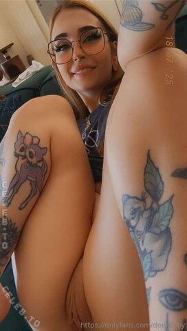 Deerbxby nude photo 7