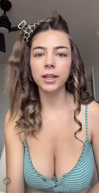 Deeznailss nude photo 2