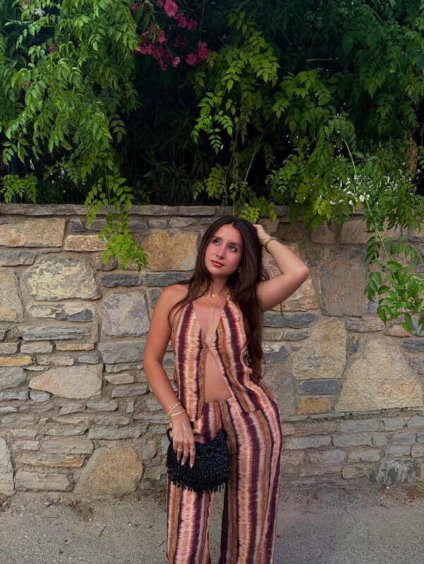 Defne Ergun nude photo 1