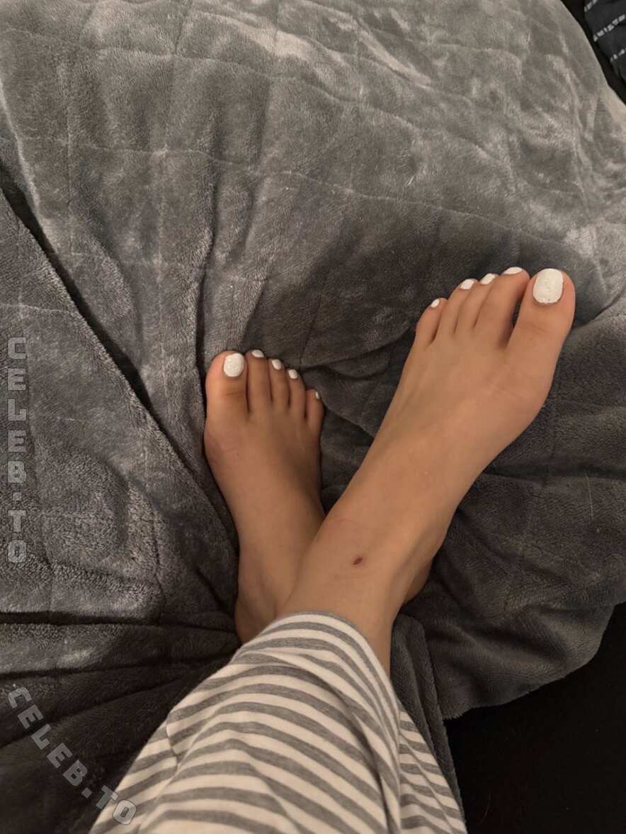 deineeleyla nude photo 1